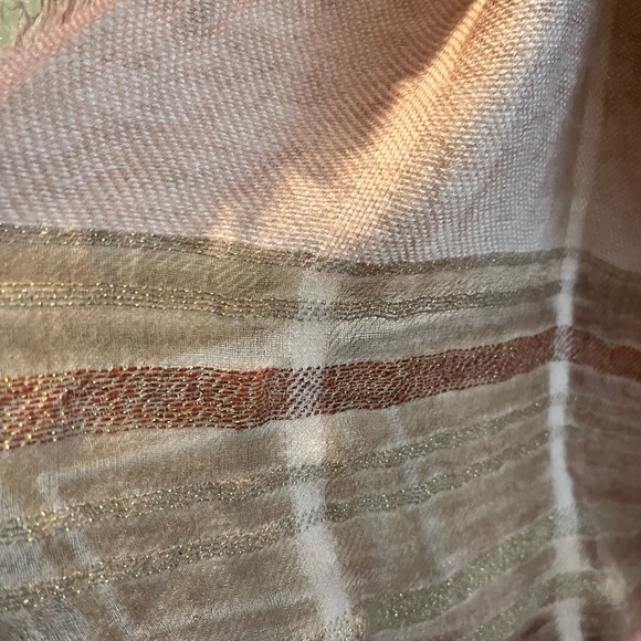 Wrap Scarf Pink and Gold Metallic - Picture 6 of 7
